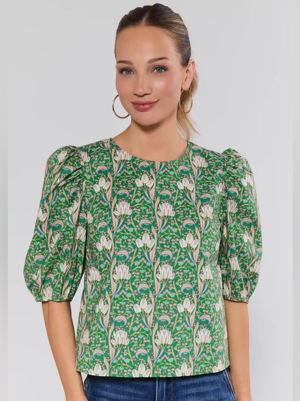 NWT Avara Kylie Green Printed Puff Sleeve Top - size small